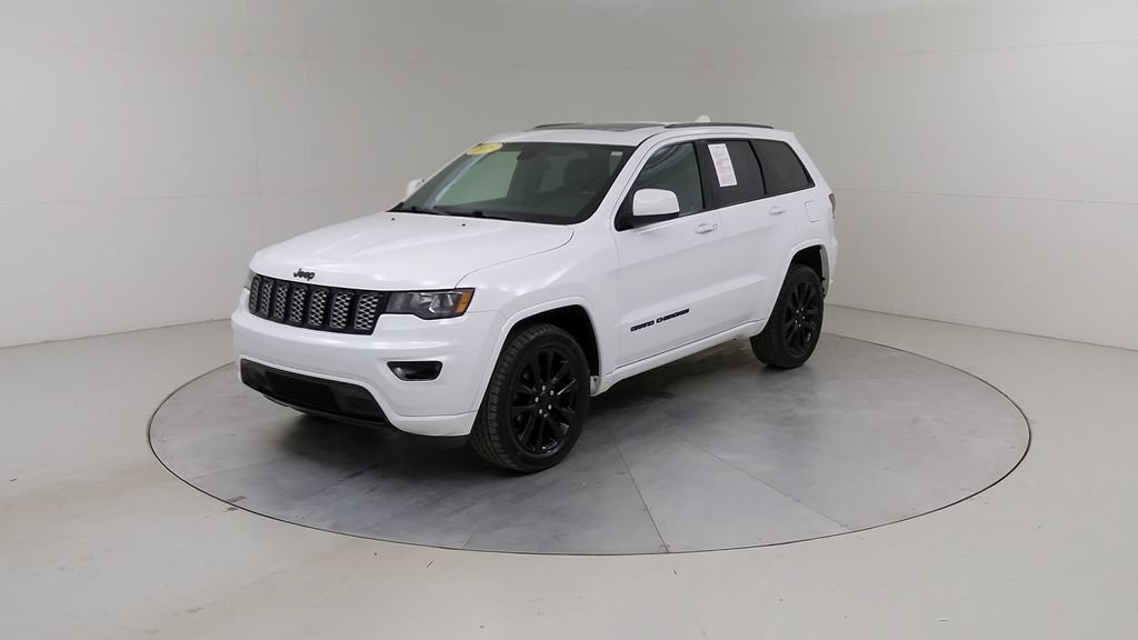 Used 2019 Jeep Grand Cherokee Altitude AWD/4WD image 21