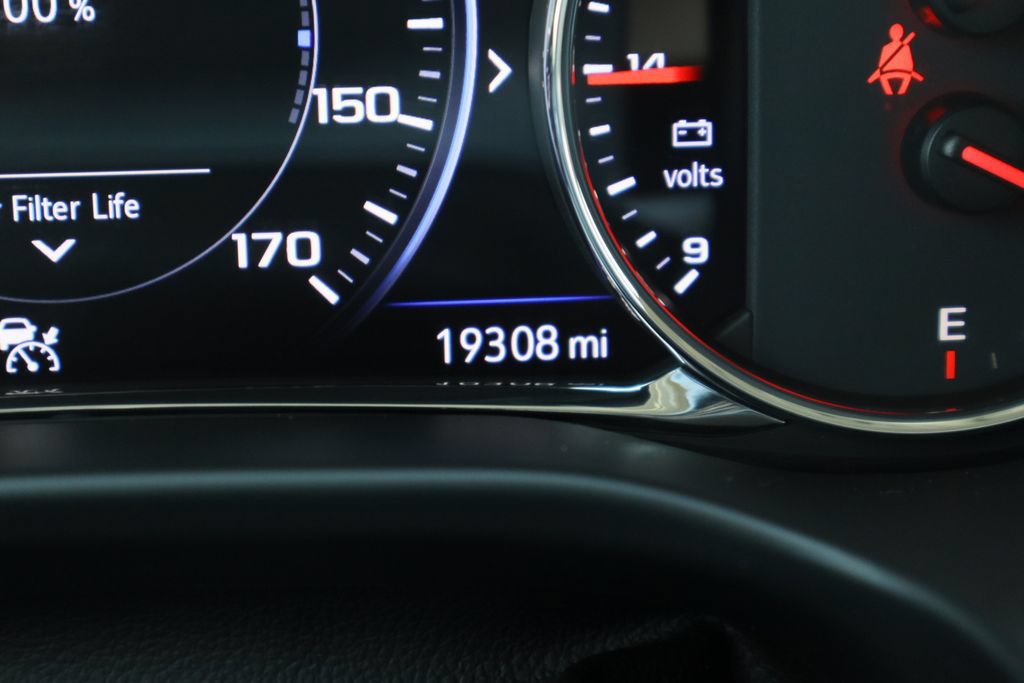 Certified 2023 GMC Acadia Denali w/ Denali Ultimate Package FWD image 14