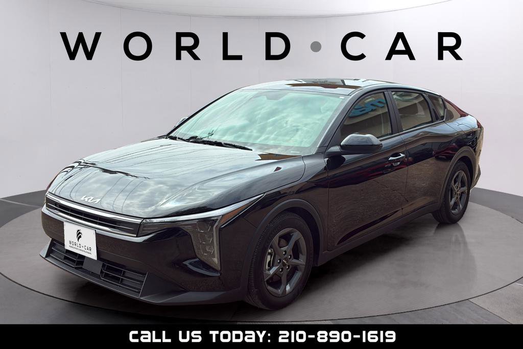Used 2025 Kia K4 FWD image 10
