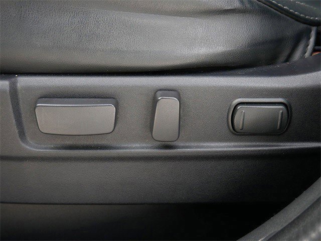 Used 2020 Mitsubishi Outlander SEL image 17