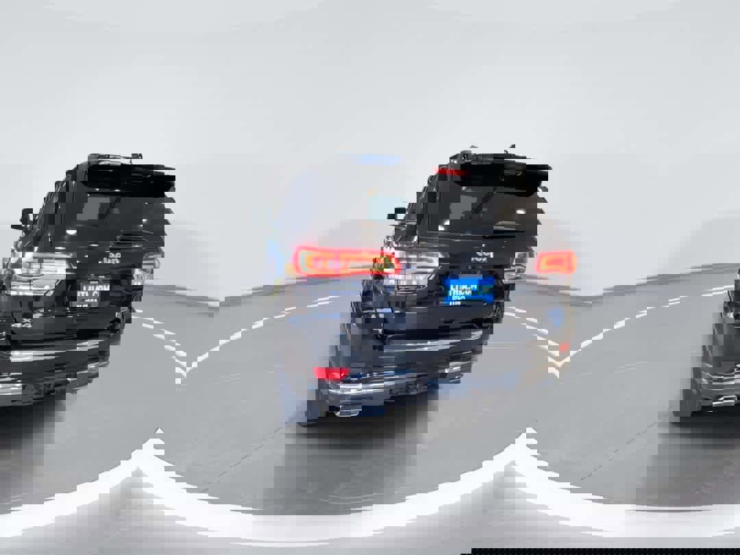 Used 2017 Jeep Grand Cherokee Summit image 7