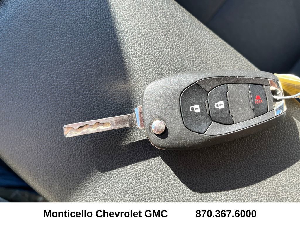 Used 2024 Chevrolet Trax LS FWD image 23
