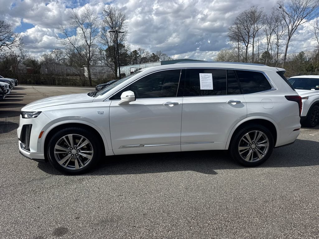Used 2025 Cadillac XT6 Premium Luxury w/ Technology Package image 4
