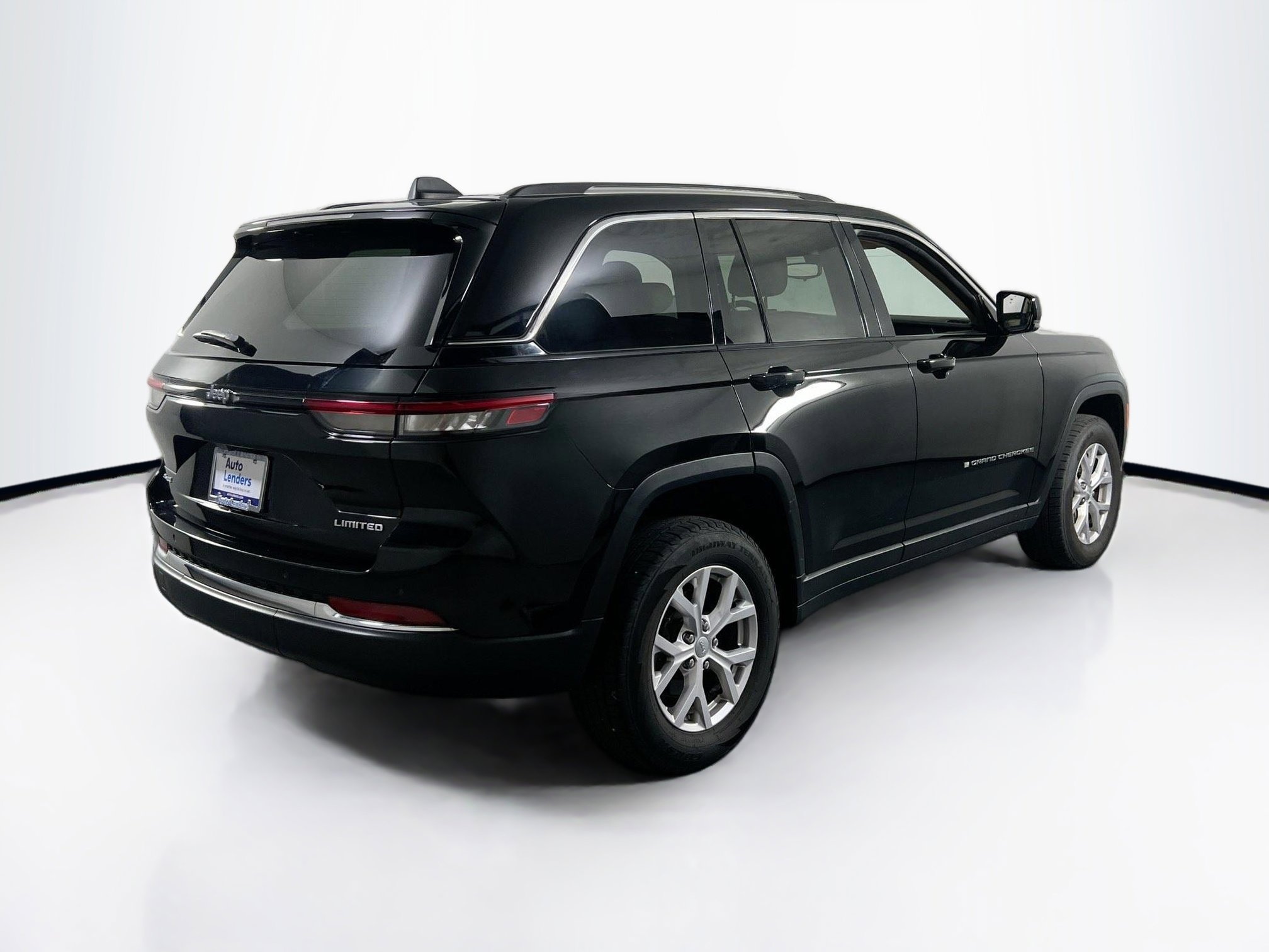 Used 2022 Jeep Grand Cherokee Limited image 5