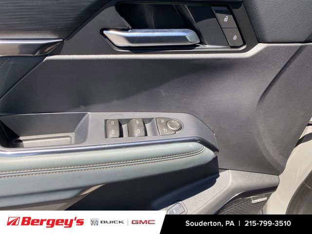New 2026 GMC Acadia AT4 w/ Luxury Package AWD/4WD image 26