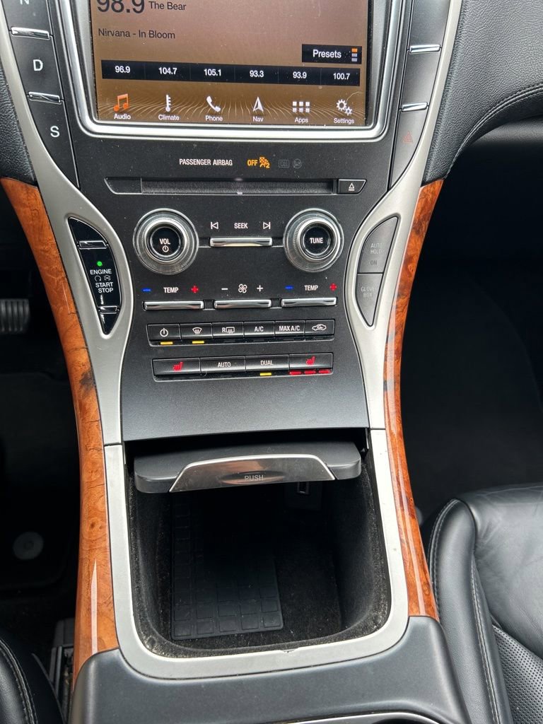 Used 2019 Lincoln Nautilus Select image 45