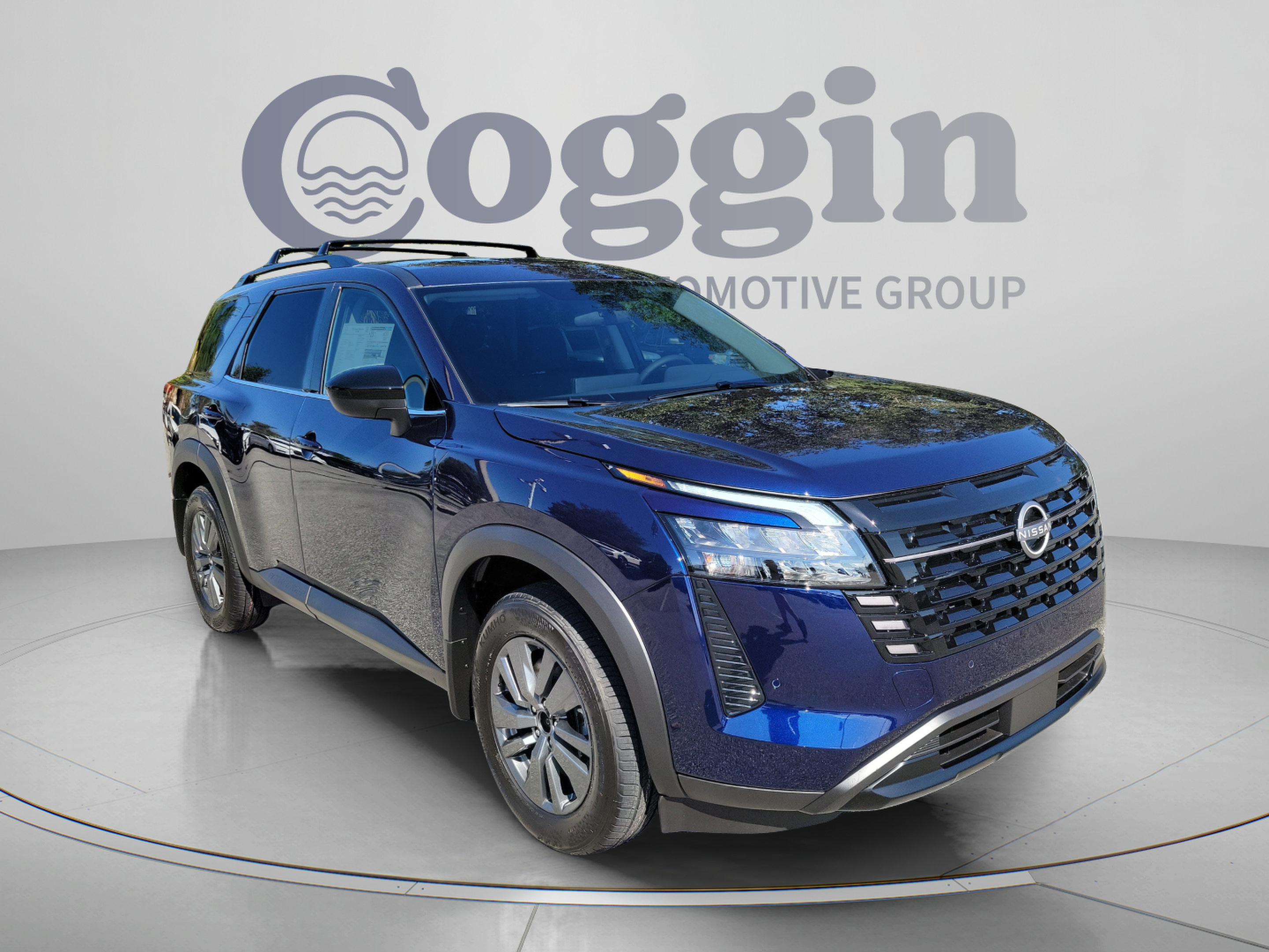 New 2026 Nissan Pathfinder SV w/ Cargo Package FWD image 7