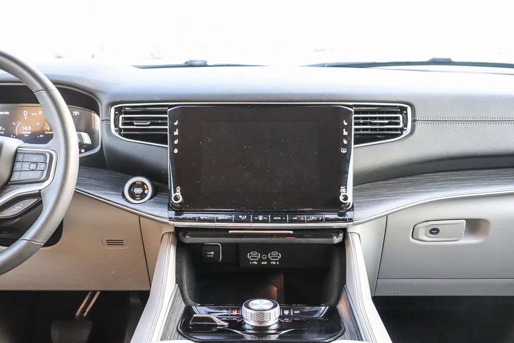 Used 2024 Jeep Wagoneer Series II AWD/4WD image 15