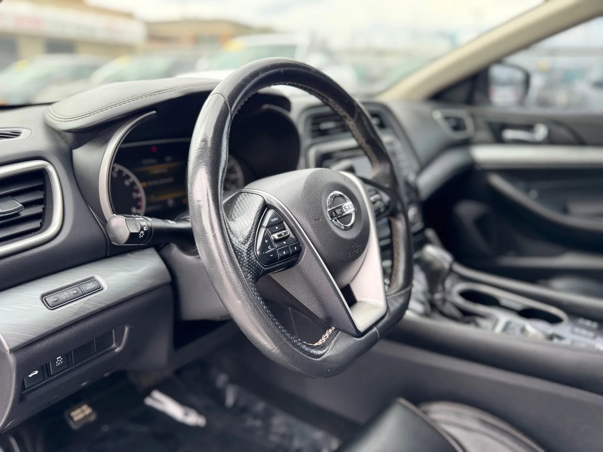 Used 2018 Nissan Maxima 3.5 SV image 10