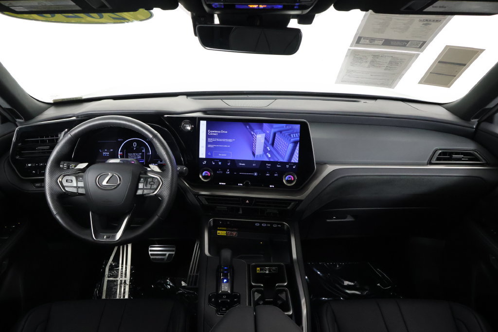 Certified 2026 Lexus TX 500h AWD w/ Technology Package image 8