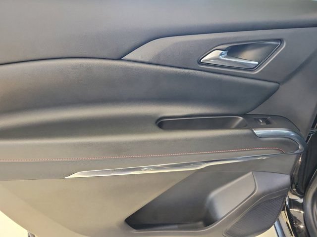 Used 2025 Chevrolet Traverse Z71 AWD/4WD image 14