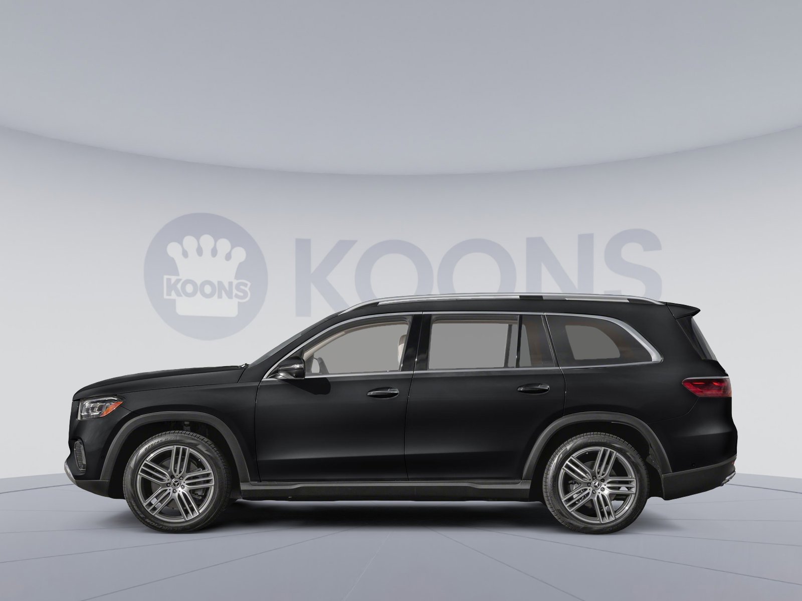 Used 2025 Mercedes-Benz GLS 450 4MATIC image 4