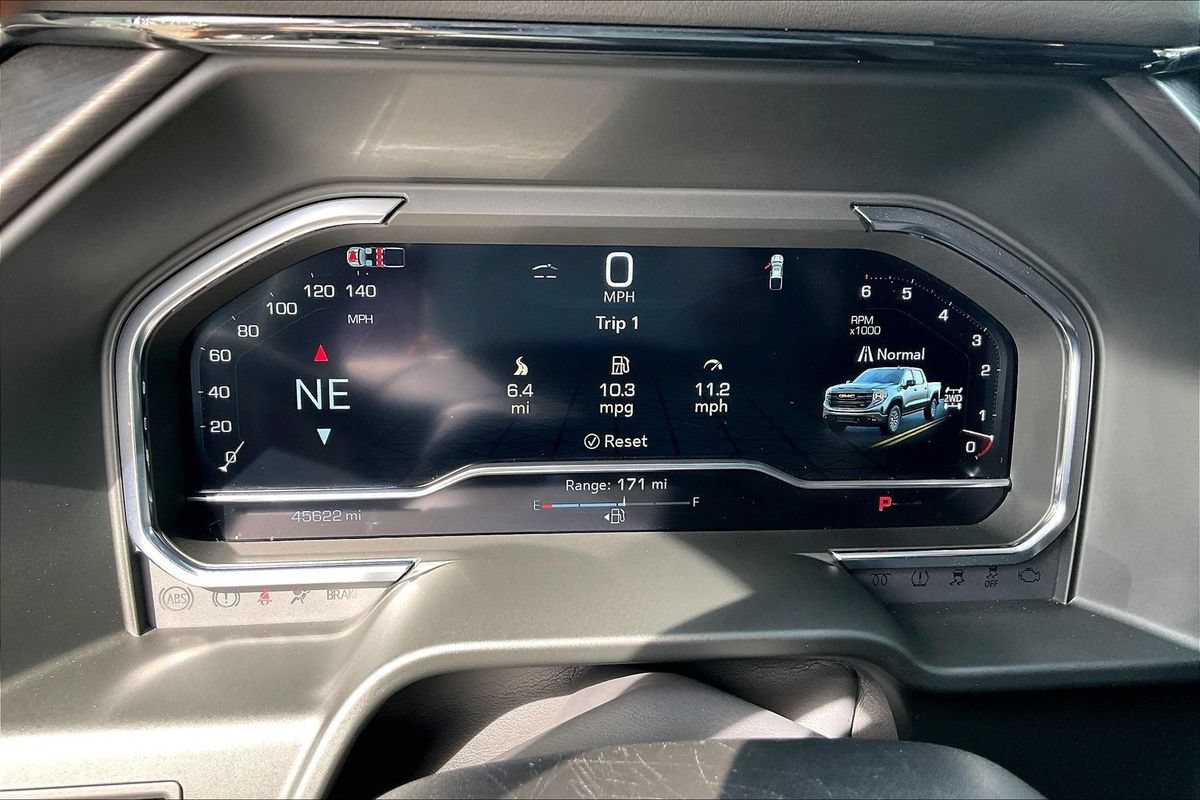 Used 2024 GMC Sierra 1500 AT4 AWD/4WD image 14
