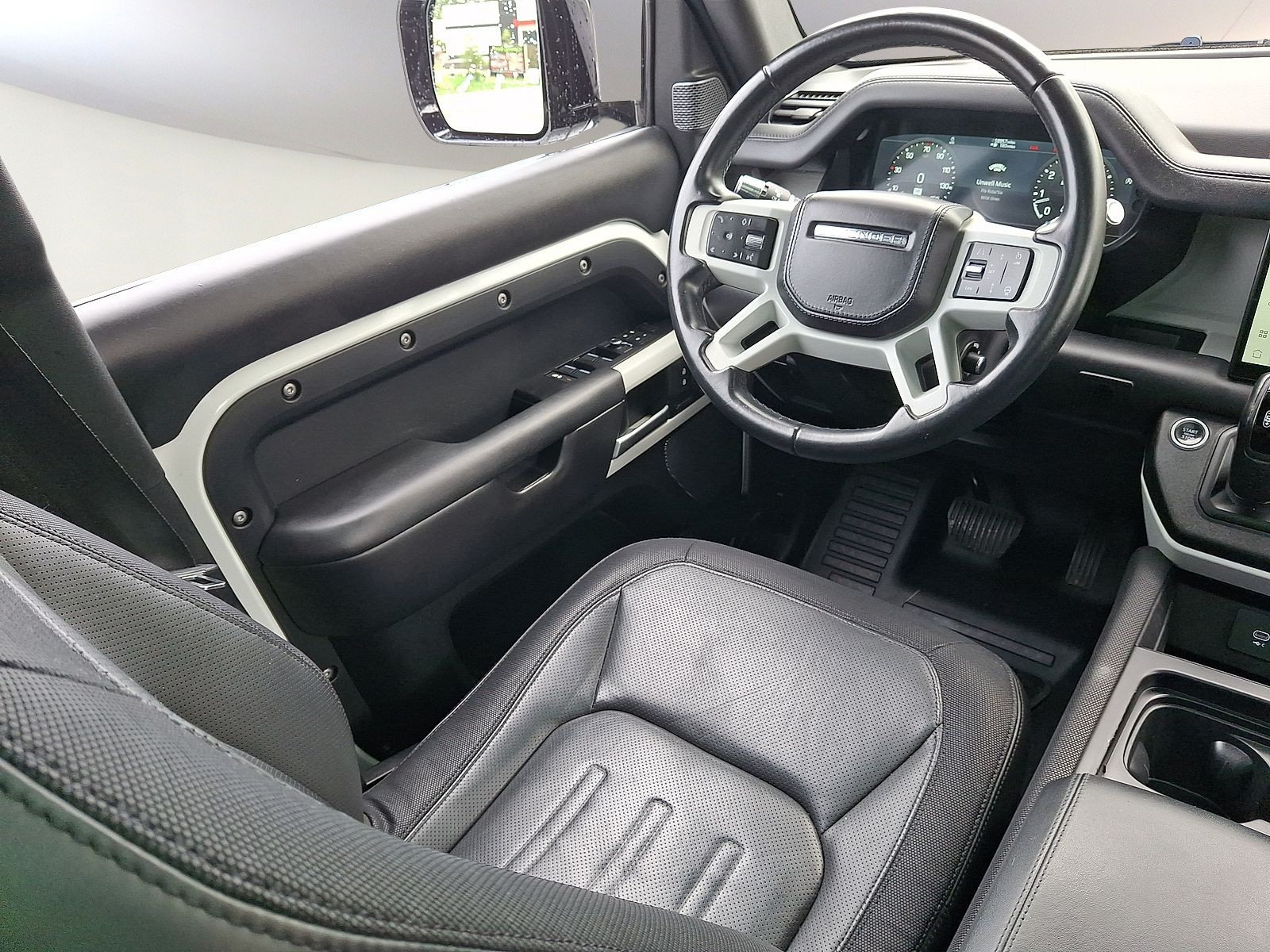 Used 2022 Land Rover Defender 110 X-Dynamic HSE AWD/4WD image 8