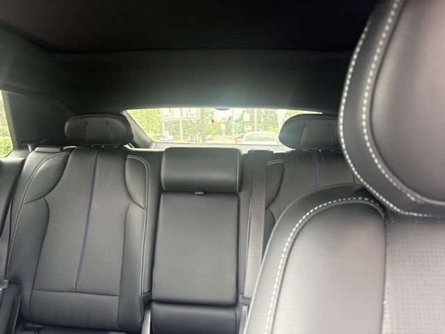 Used 2024 Cadillac Lyriq Luxury AWD/4WD image 4