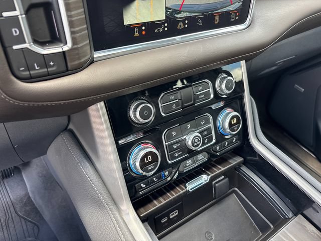 Used 2023 GMC Yukon Denali w/ Denali Reserve Package AWD/4WD image 25