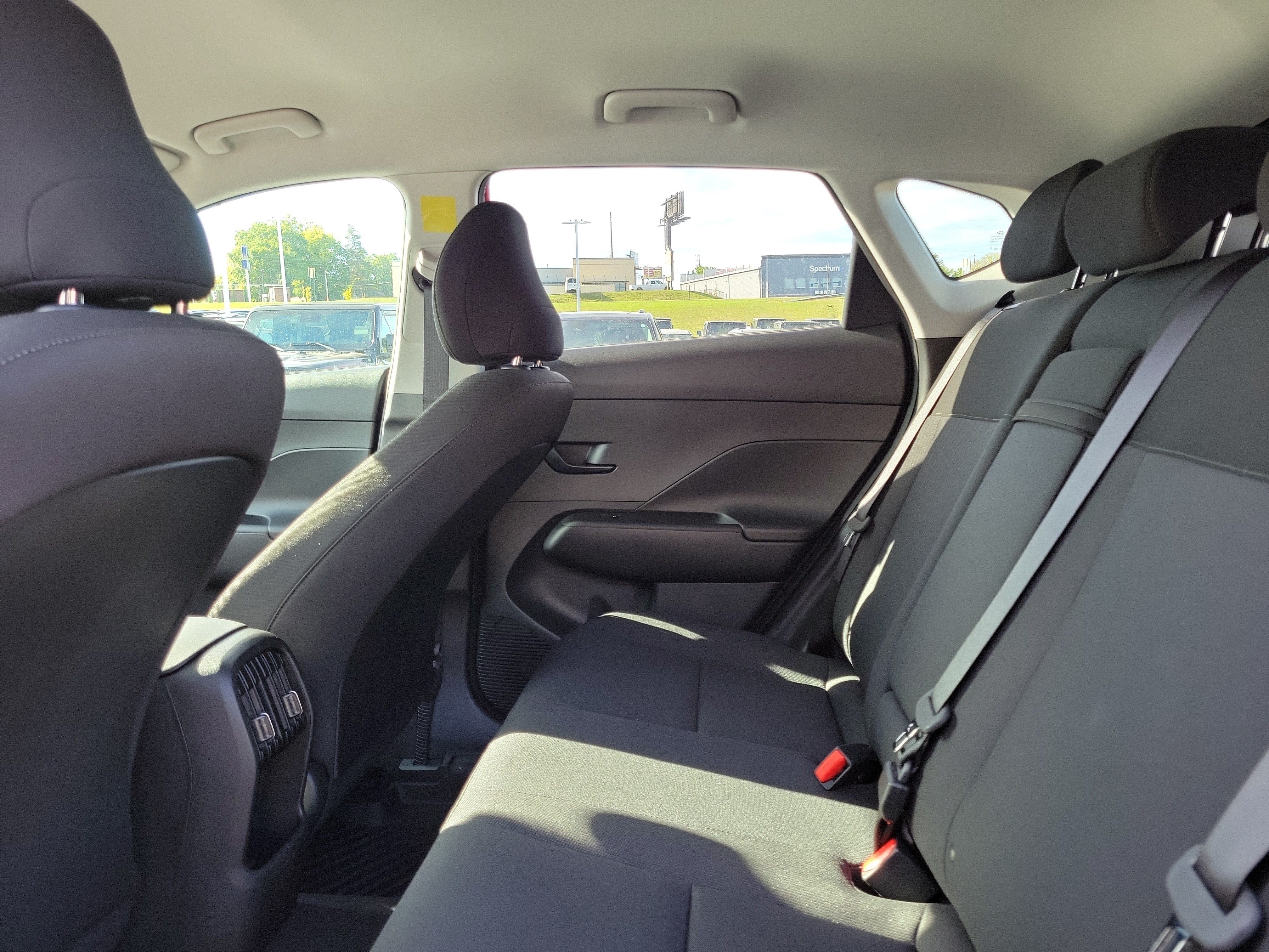 Used 2026 Hyundai Kona SEL Sport AWD/4WD image 14