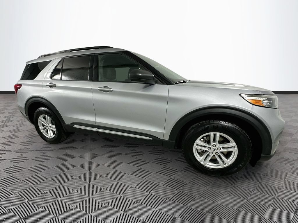 Certified 2020 Ford Explorer XLT AWD/4WD image 11