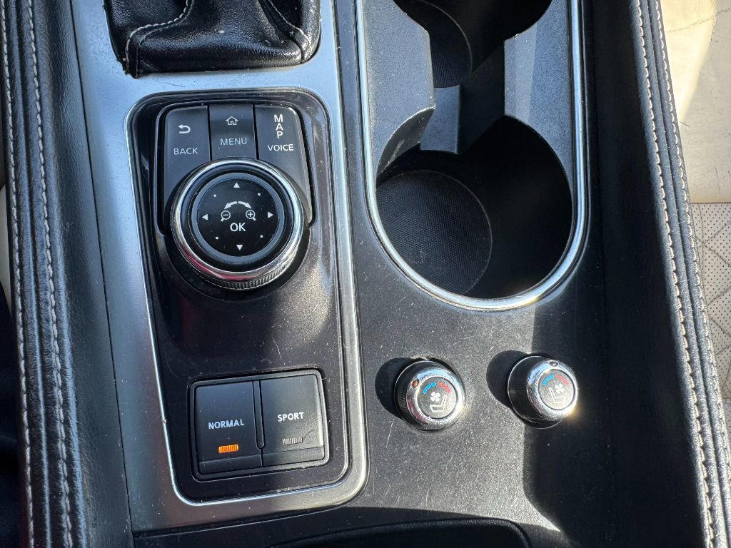 Used 2016 Nissan Maxima Platinum image 25