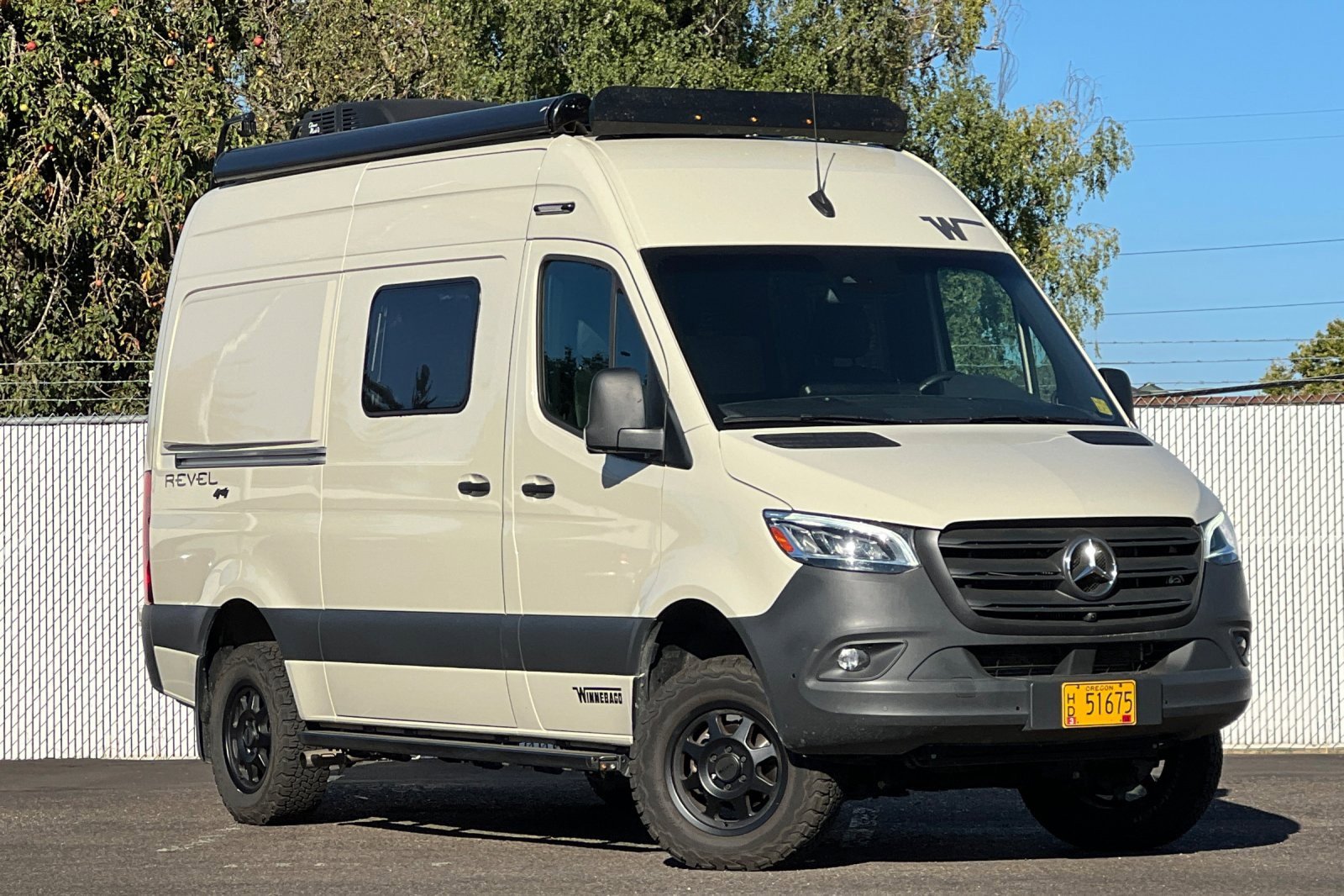 Used 2022 Mercedes-Benz Sprinter 2500 image 2