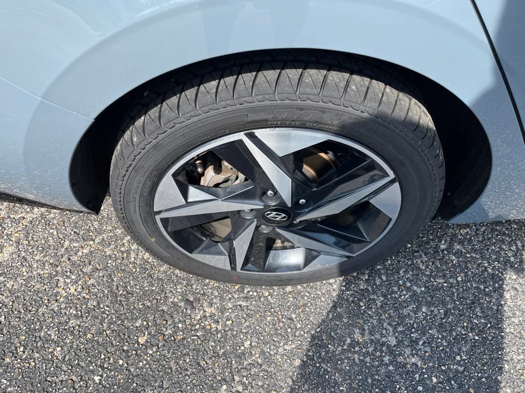 Used 2023 Hyundai Elantra Limited w/ Cargo Package FWD image 49