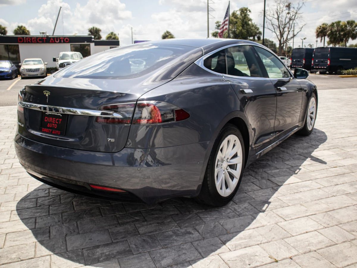Used 2017 Tesla Model S 75 RWD image 9