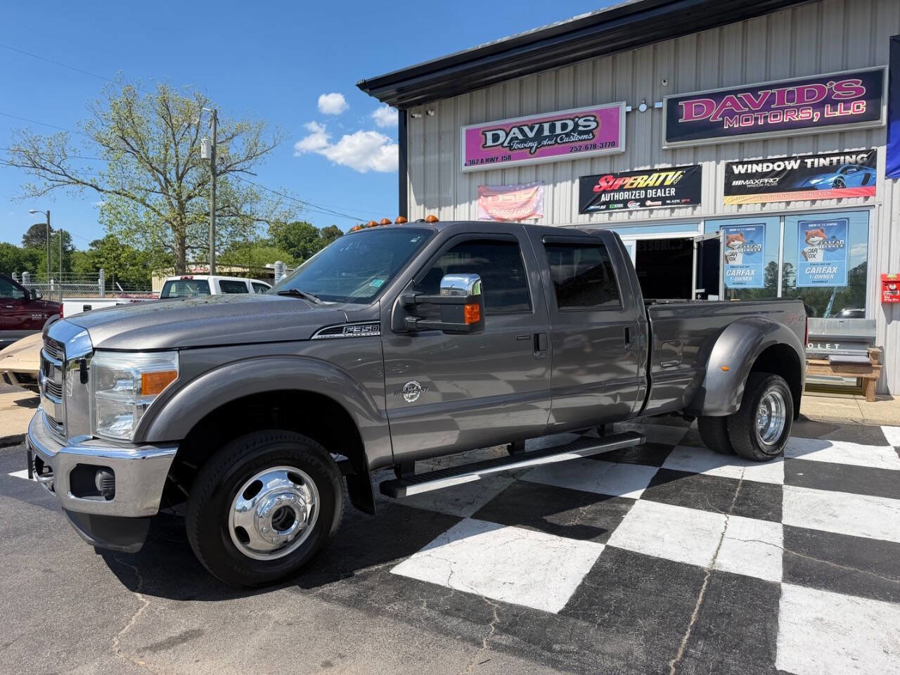 Used 2012 Ford F350 Lariat w/ Lariat Ultimate Pkg AWD/4WD image 2