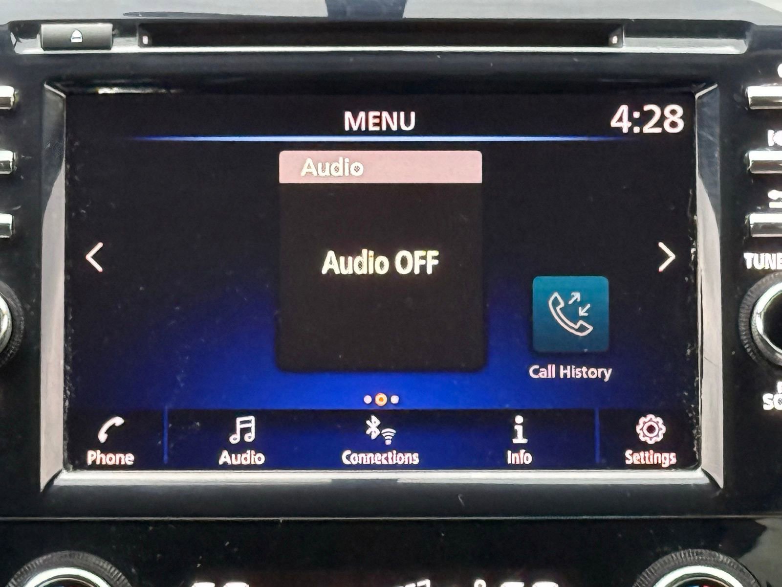 Used 2019 Nissan Murano S image 2