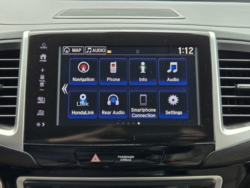 Used 2017 Honda Pilot Touring image 11
