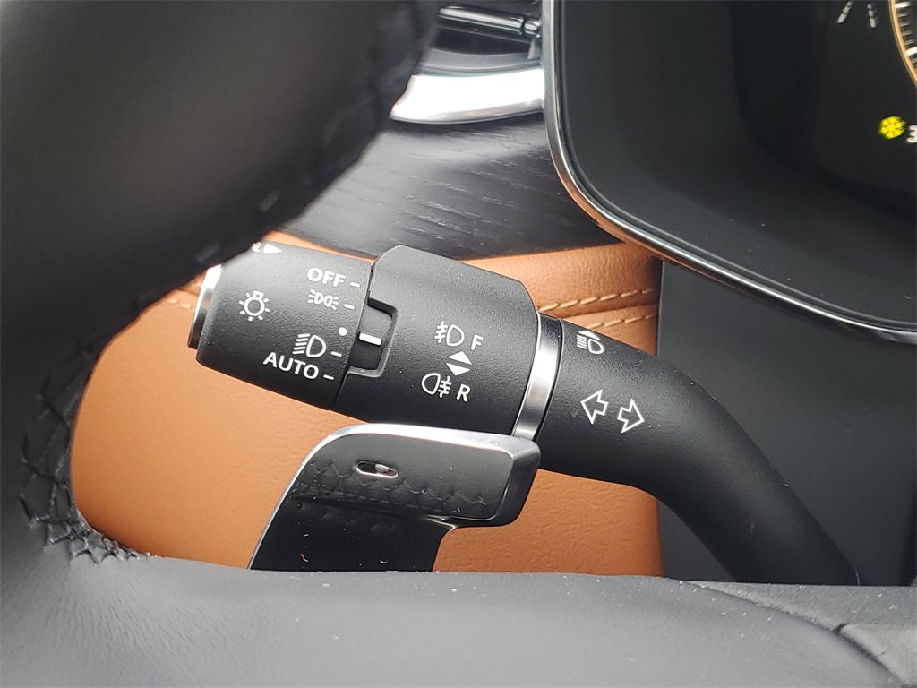 New 2025 Jaguar F-PACE R-Dynamic S image 17