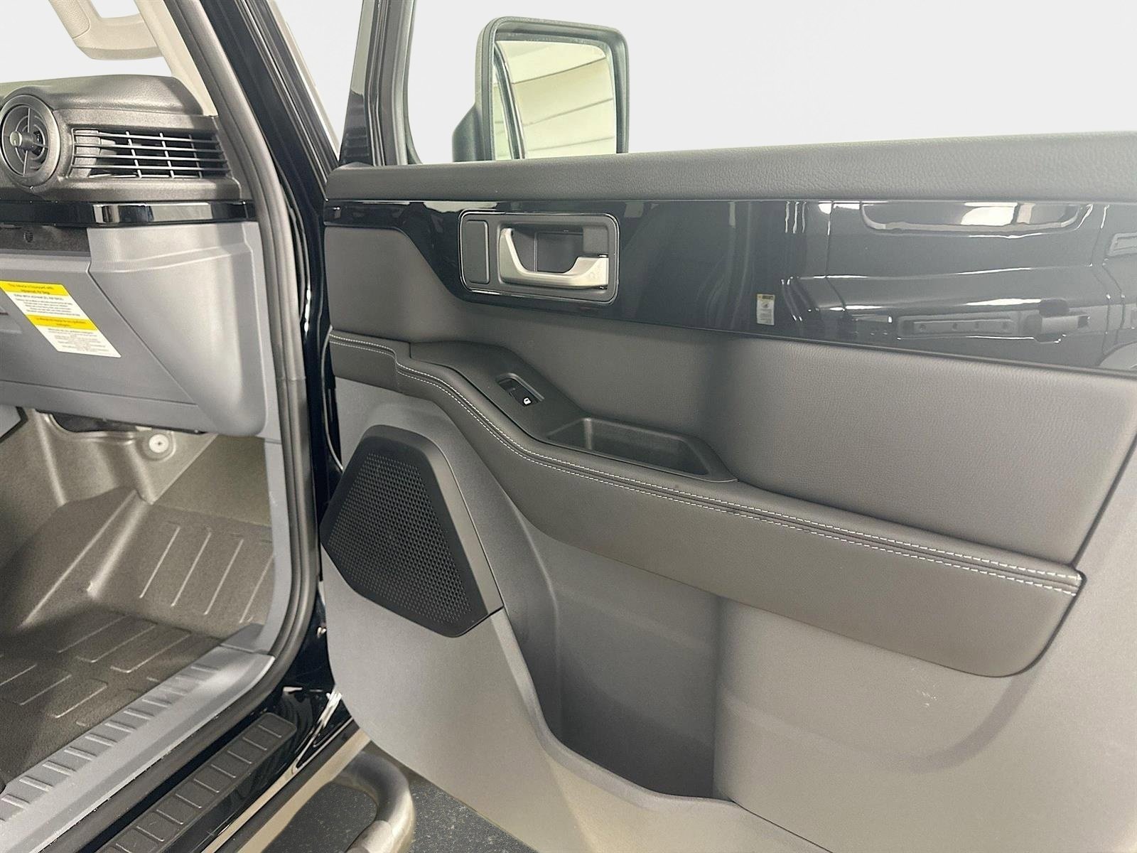 Used 2024 INEOS Grenadier BASE image 46