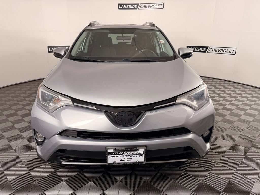 Used 2016 Toyota RAV4 XLE AWD/4WD image 9