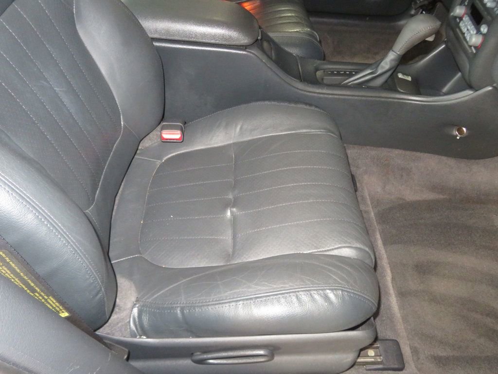 Used 2000 Pontiac Grand Prix GTP w/ Opt Pkg image 33