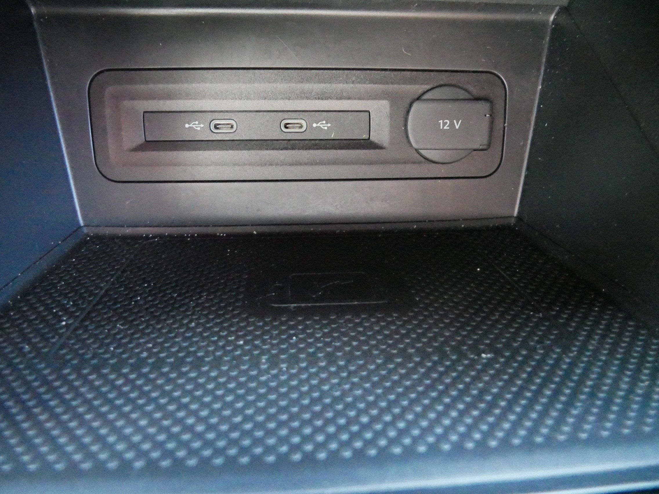 Certified 2023 Volkswagen Atlas Cross Sport SEL AWD/4WD image 30