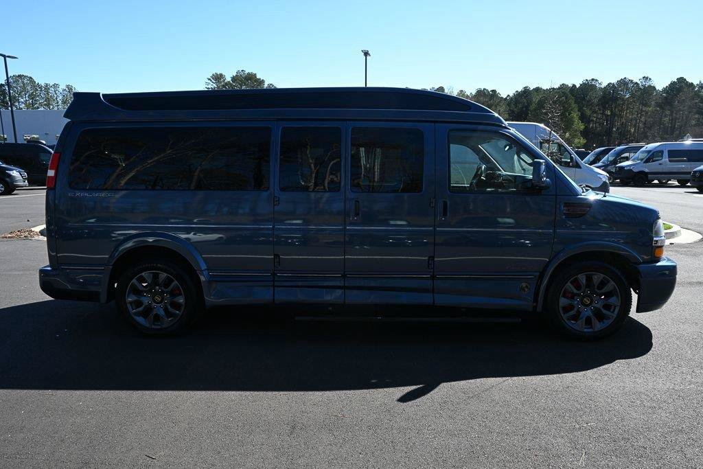 Used 2023 Chevrolet Express 2500 Extended RWD image 23