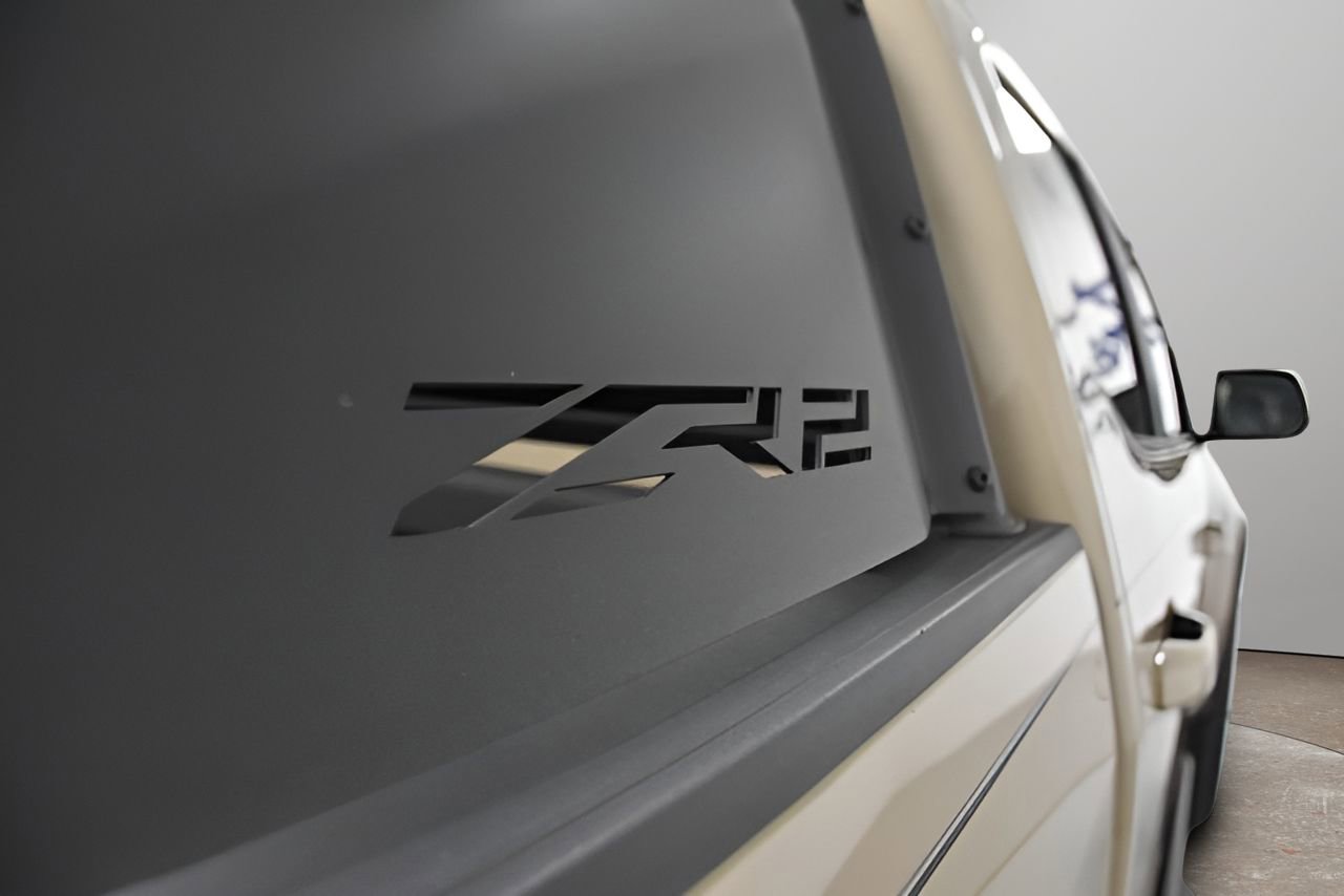 Used 2021 Chevrolet Colorado ZR2 w/ ZR2 Dusk Special Edition image 37