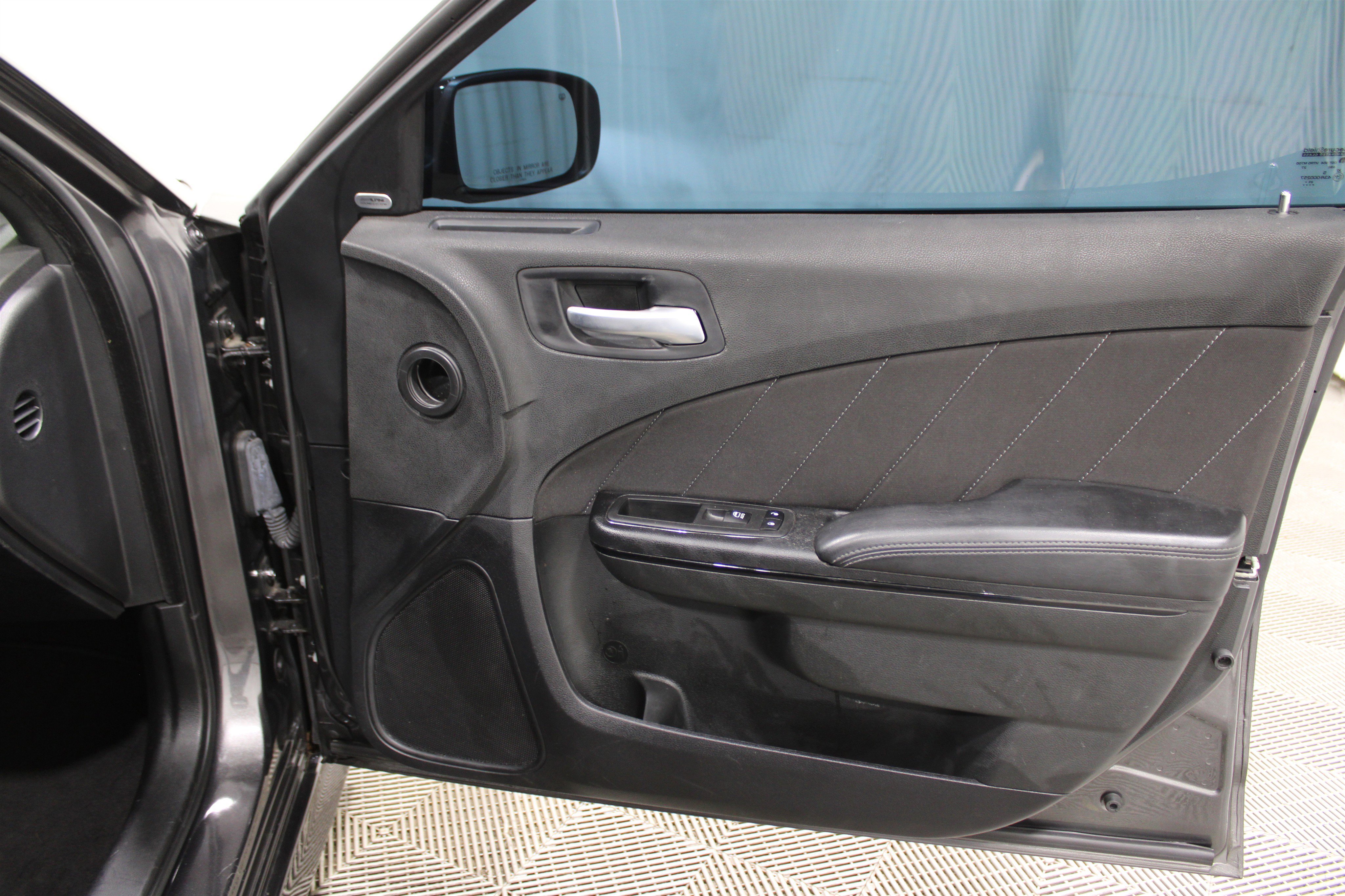 Used 2023 Dodge Charger R/T w/ Blacktop Package image 26