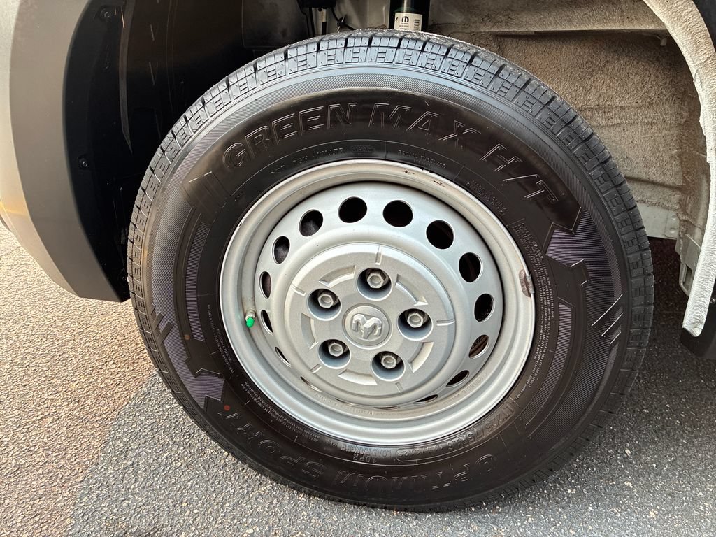 Used 2025 RAM ProMaster 2500 w/ Convenience Group FWD image 23