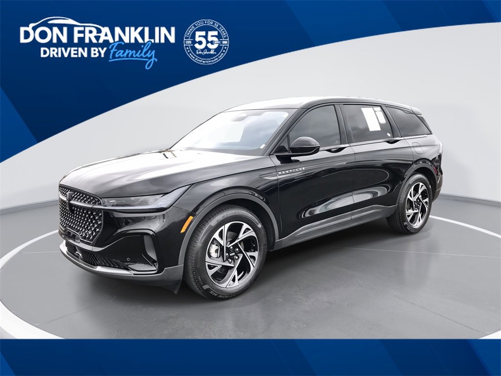 Used 2025 Lincoln Nautilus Premier w/ Jet Appearance Package