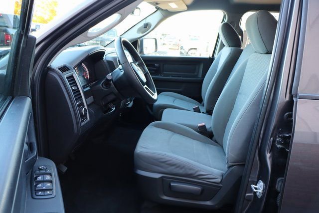 Used 2017 RAM 1500 Express image 22