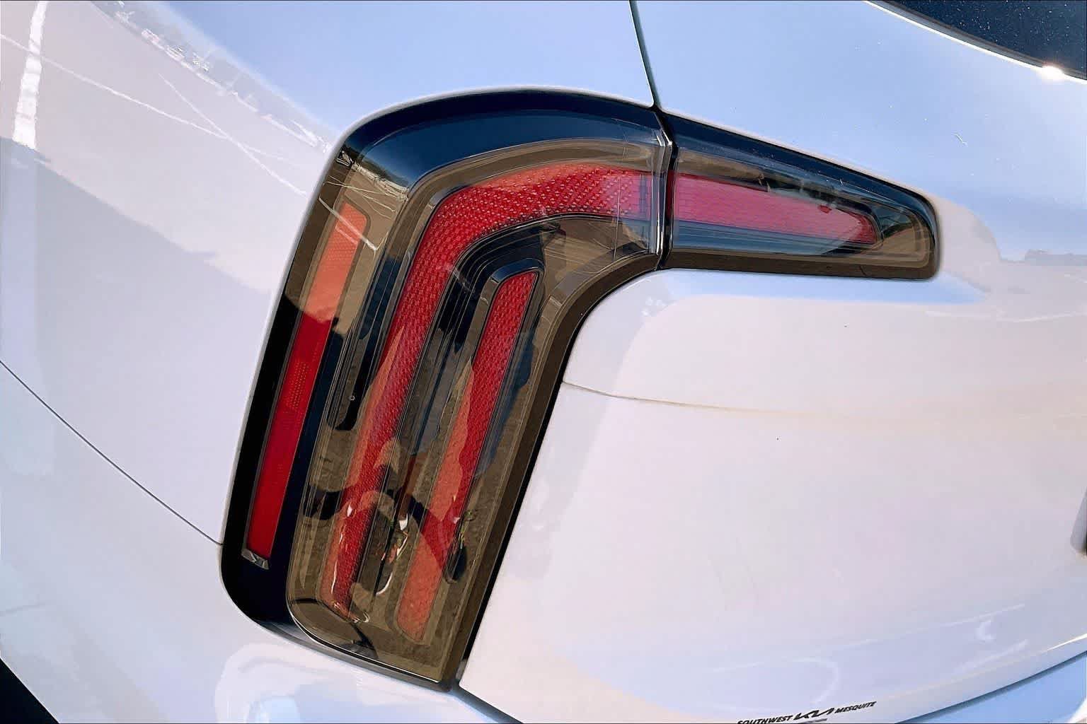 Certified 2024 Kia Telluride SX X-Line AWD/4WD image 31