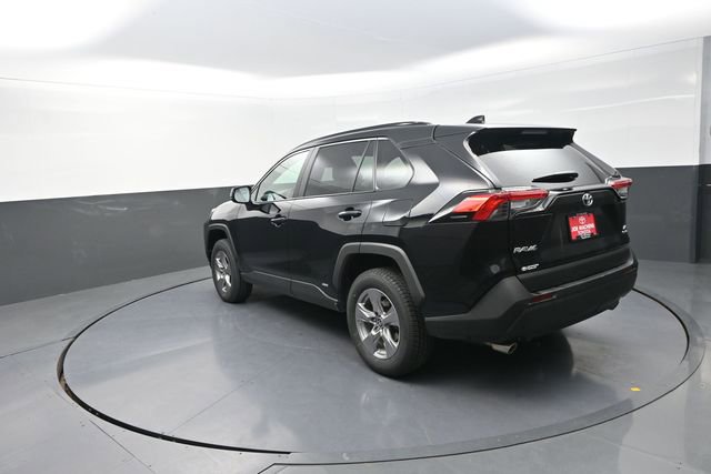 Used 2025 Toyota RAV4 LE image 50