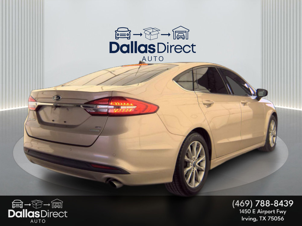 Used 2017 Ford Fusion SE w/ Fusion SE Technology Package FWD image 6