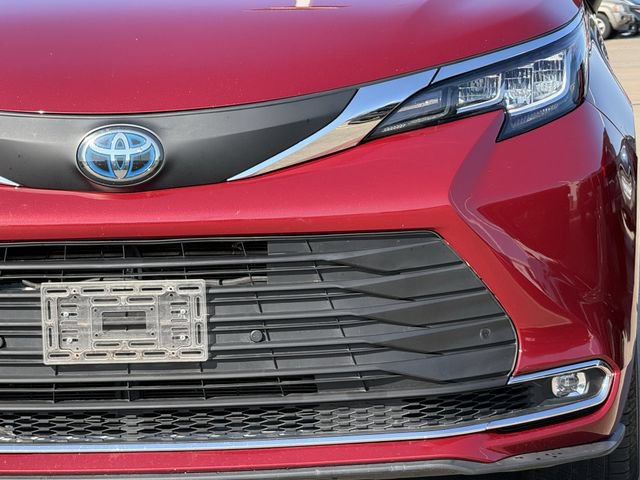 Used 2022 Toyota Sienna XLE FWD image 8