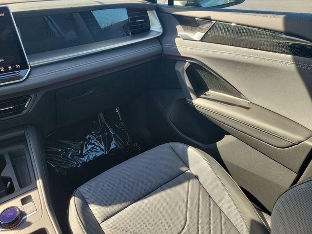 New 2026 Volkswagen Tiguan SE AWD/4WD image 25