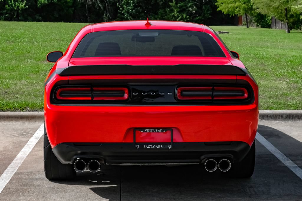 Used 2016 Dodge Challenger R/T Scat Pack RWD image 14