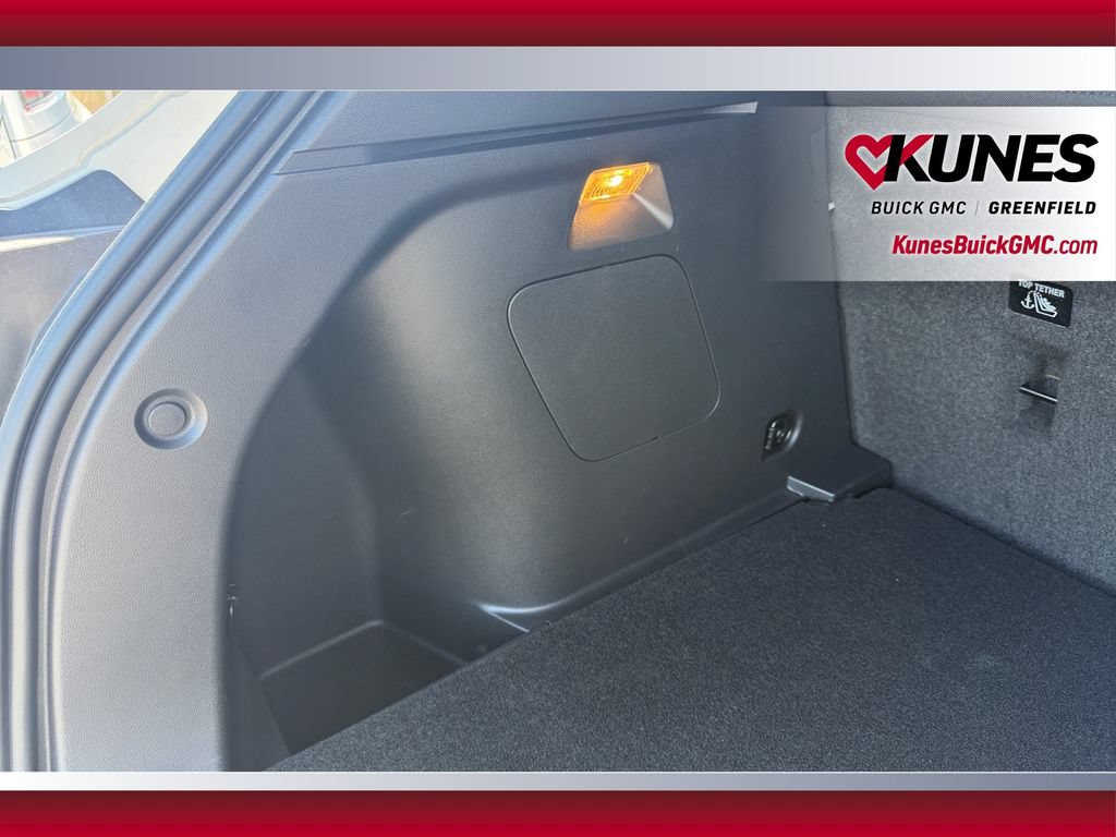 Used 2023 Chevrolet TrailBlazer RS w/ Convenience Package FWD image 40