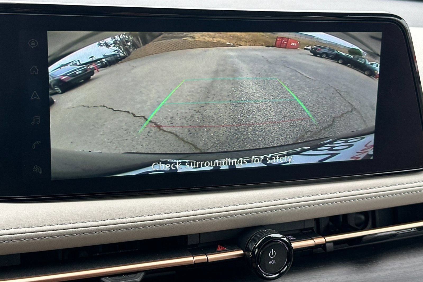 Used 2023 Nissan Ariya FWD image 25