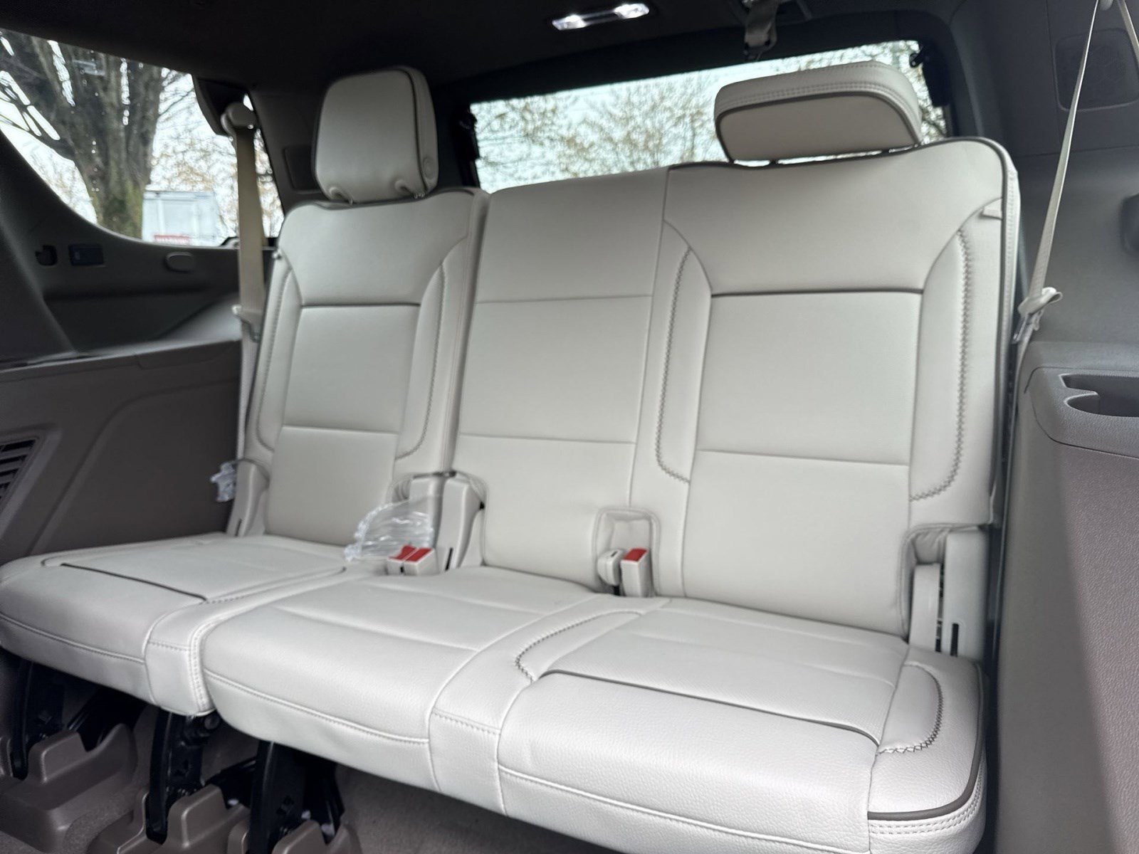 New 2026 GMC Yukon Denali w/ Denali Reserve Package AWD/4WD image 21
