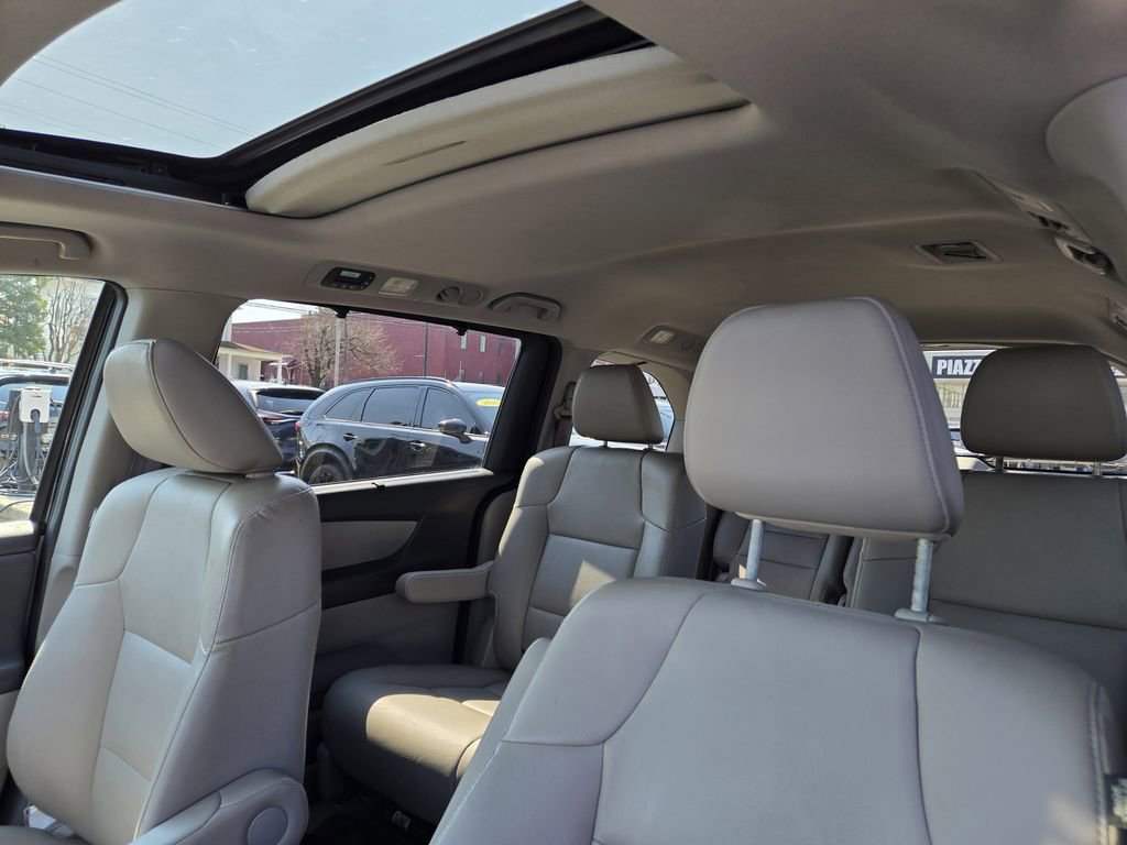 Used 2016 Honda Odyssey EX-L image 12